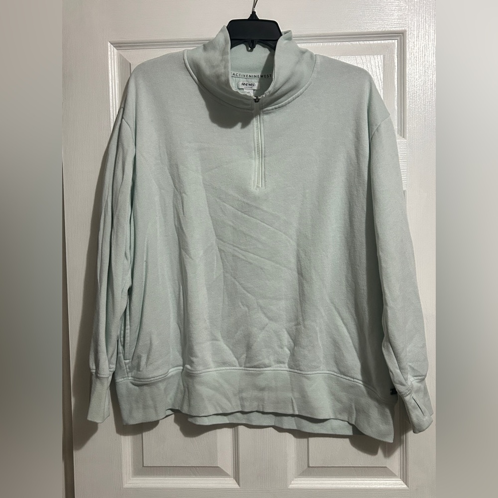 Nine West Women's Light Gray Zip-Up Top